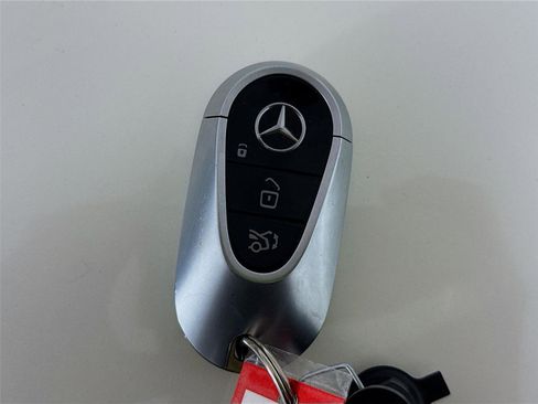 Used 2023 Mercedes-Benz S 500 4MATIC image 17