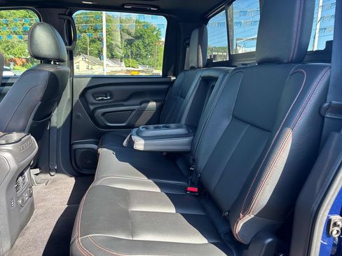 Used 2024 Nissan Titan PRO-4X w/ Pro-4x Convenience Package AWD/4WD image 24