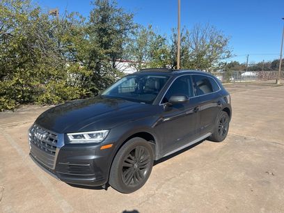 Used 2019 Audi Q5 2.0T Premium Plus w/ Premium Plus Package