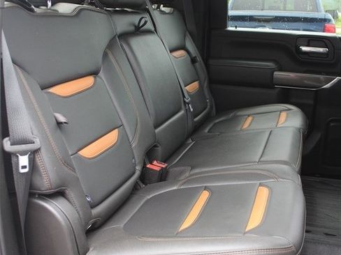 Used 2022 GMC Sierra 2500 AT4 w/ AT4 Preferred Package AWD/4WD image 21