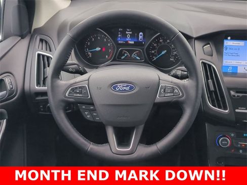 Used 2018 Ford Focus Titanium image 23