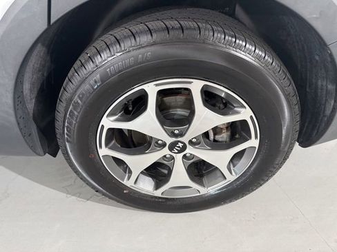 Used 2020 Kia Telluride EX FWD image 7
