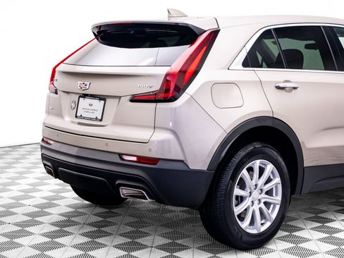 Certified 2022 Cadillac XT4 Luxury w/ Cold Weather Package AWD/4WD image 37