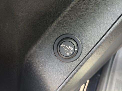 Used 2020 Chevrolet Equinox LT AWD/4WD image 26