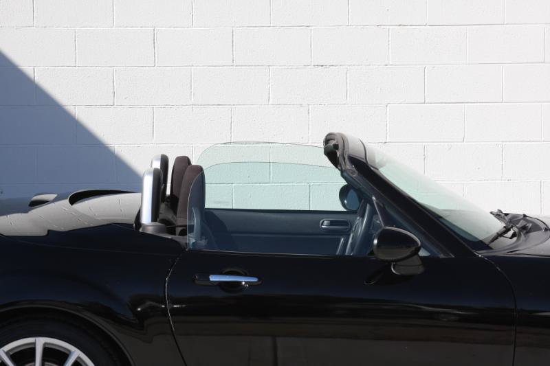 Used 2010 MAZDA MX-5 Miata Touring RWD image 12