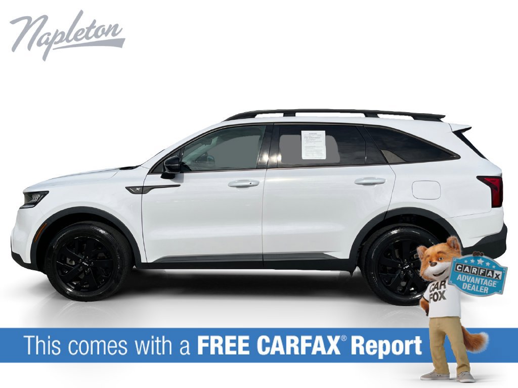 Used 2023 Kia Sorento S w/ Panoramic Sunroof Package AWD/4WD image 2