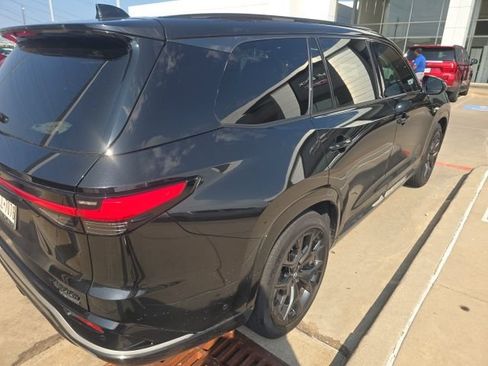Used 2025 Lexus TX 500h AWD w/ Technology Package image 5