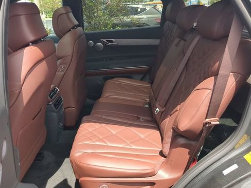 Certified 2026 Genesis GV80 3.5T Prestige AWD/4WD image 11