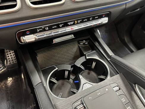 Certified 2024 Mercedes-Benz GLS 450 4MATIC image 32