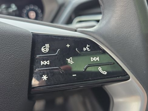 Used 2023 Audi Q4 e-tron Prestige w/ Black Optic Package image 18