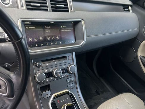 Used 2019 Land Rover Range Rover Evoque SE AWD/4WD image 14