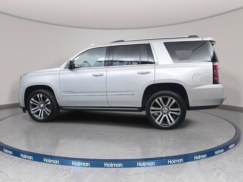 Used 2019 GMC Yukon Denali w/ Denali Ultimate Package image 8