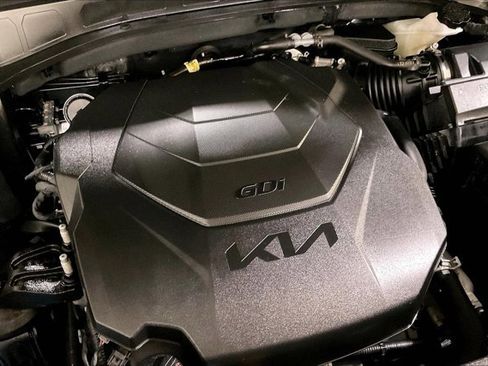 Used 2025 Kia Telluride S image 32