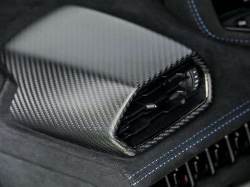 Used 2022 Lamborghini Huracan STO image 26