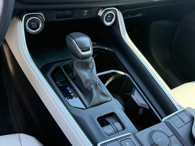 Used 2024 Toyota Grand Highlander AWD image 19