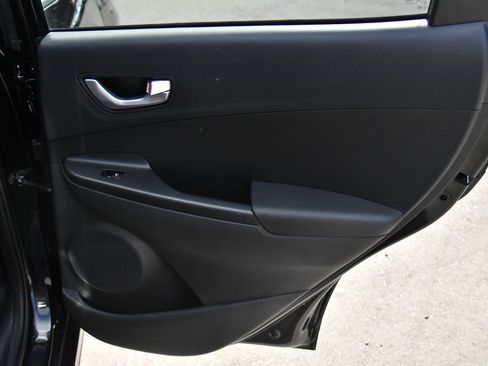 Used 2023 Hyundai Kona SEL FWD image 43