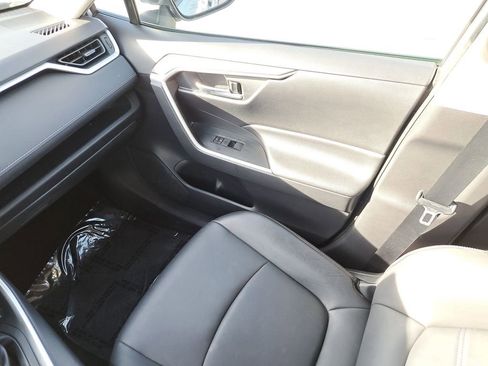 Used 2019 Toyota RAV4 XLE Premium w/ Cold Weather Package image 10