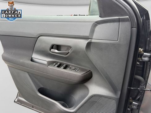 Certified 2025 Nissan Kicks S AWD/4WD image 28