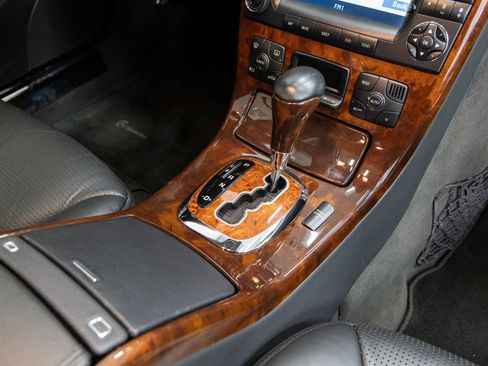 Used 2004 Mercedes-Benz CL 55 AMG image 22