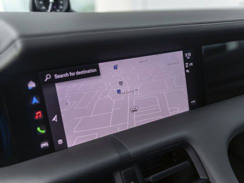 Used 2022 Porsche Taycan GTS AWD/4WD image 30