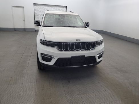 Used 2022 Jeep Grand Cherokee Limited AWD/4WD image 14