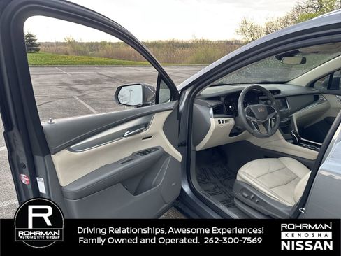 Used 2020 Cadillac XT5 Premium Luxury FWD image 11