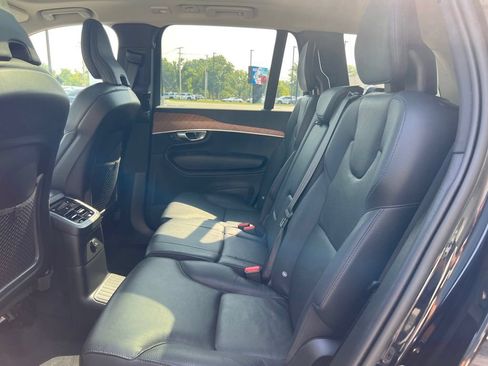 Used 2023 Volvo XC90 T8 Plus w/ Protection Package Premier AWD/4WD image 5