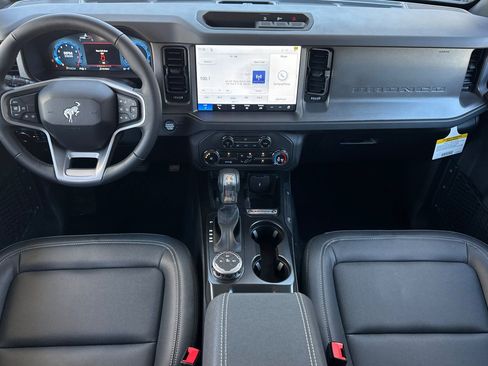 New 2026 Ford Bronco Big Bend w/ Black Appearance Package image 12