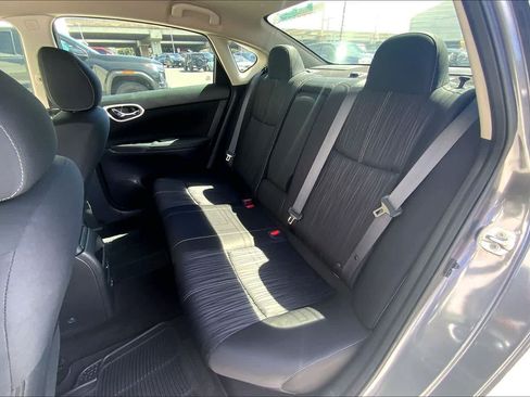 Used 2018 Nissan Sentra SV FWD image 29
