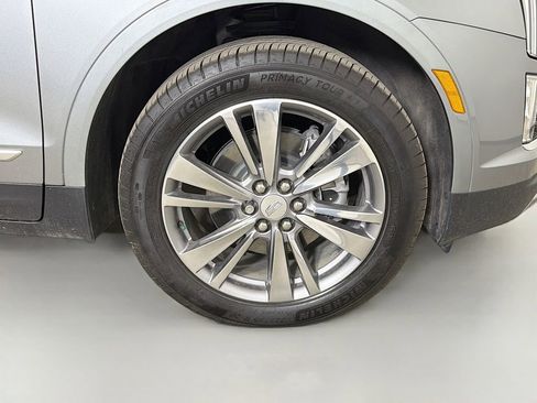 Used 2025 Cadillac XT5 Premium Luxury w/ LPO, Floor Liner Package AWD/4WD image 29