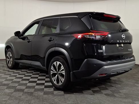 Used 2023 Nissan Rogue SV AWD/4WD image 7