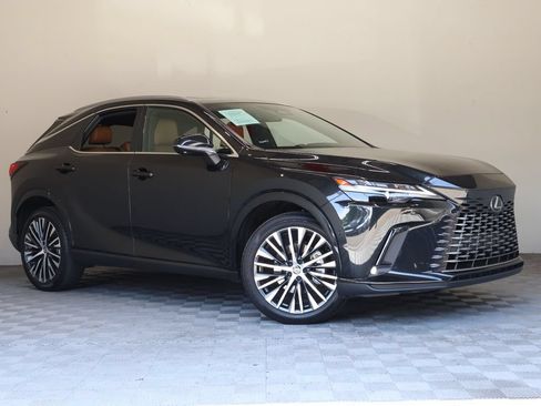 Used 2024 Lexus RX 350 Premium Plus w/ Convenience Package FWD image 2