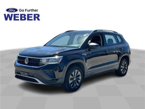 Used 2024 Volkswagen Taos S FWD image 1