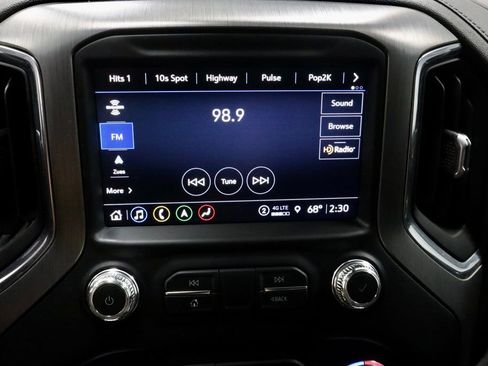 Used 2021 GMC Sierra 1500 Denali w/ Technology Package AWD/4WD image 3