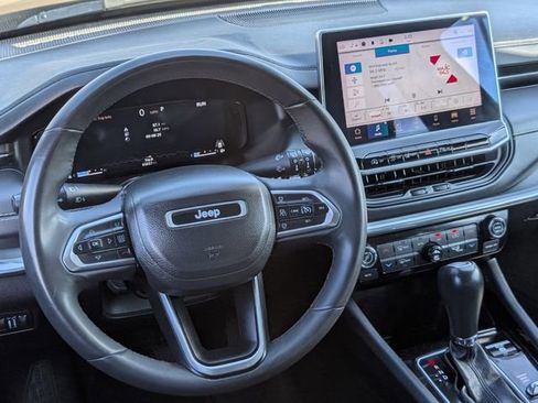 Used 2023 Jeep Compass High Altitude image 12