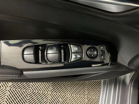 Used 2023 Nissan Altima 2.5 SV FWD image 18