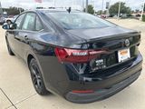 Used 2024 Volkswagen Jetta SE w/ Panoramic Sunroof Package image 6