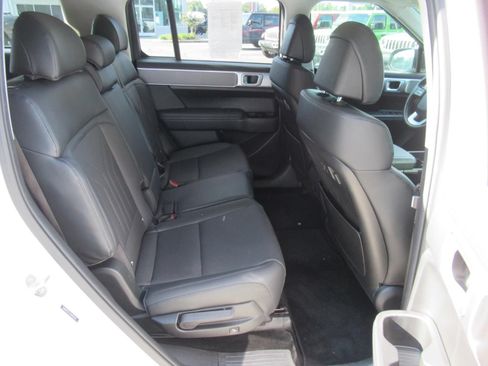 Used 2024 Hyundai Santa Fe XRT AWD/4WD image 34