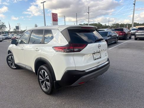 Certified 2023 Nissan Rogue SV image 6