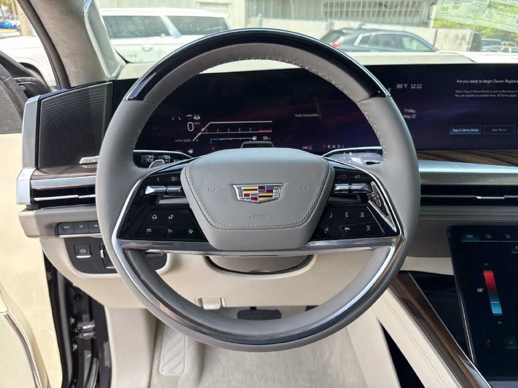 New 2026 Cadillac Escalade Platinum Sport w/ LPO, Floor Liner Package AWD/4WD image 26
