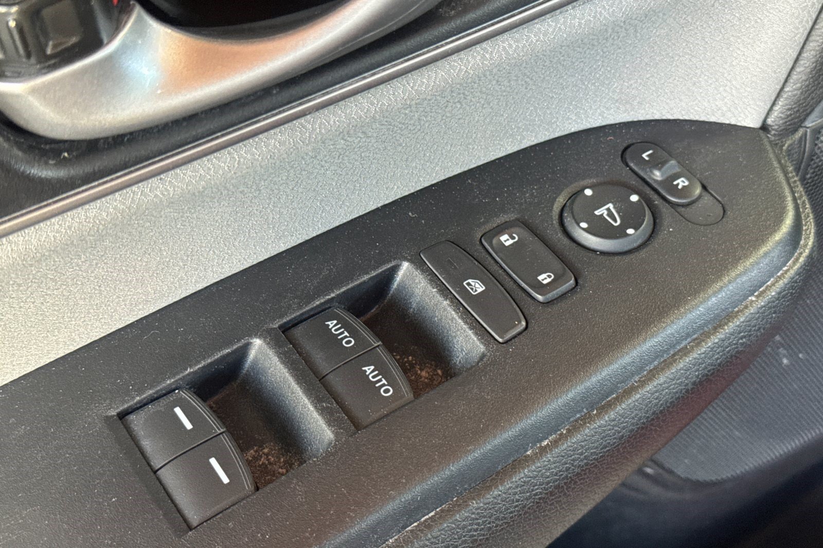 Used 2022 Honda CR-V EX image 14