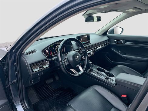 Used 2022 Honda Civic EX-L image 9