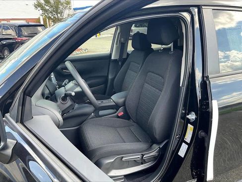 New 2026 Honda HR-V LX image 11