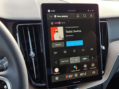 New 2026 Volvo XC60 B5 Plus w/ Protection Package Premier image 16