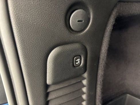 Used 2025 Dodge Durango R/T AWD/4WD image 11