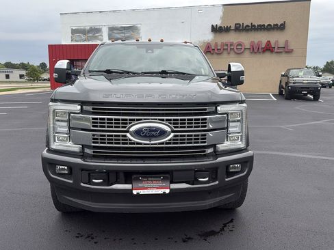 Used 2017 Ford F250 Platinum w/ Platinum Ultimate Package AWD/4WD image 8