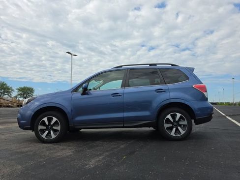 Used 2017 Subaru Forester 2.5i Limited AWD/4WD image 6