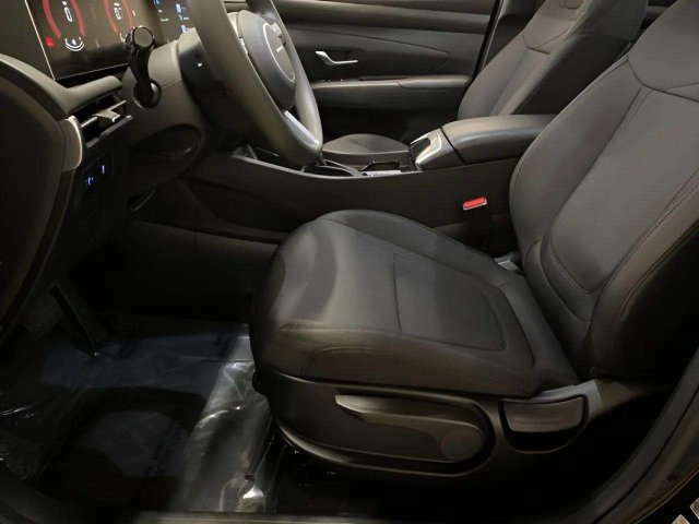 Used 2026 Hyundai Tucson SE FWD image 60