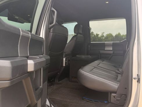 Used 2015 Ford F150 XLT w/ Equipment Group 301A Mid AWD/4WD image 21