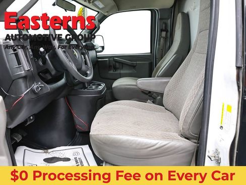 Used 2017 Chevrolet Express 3500 RWD image 14